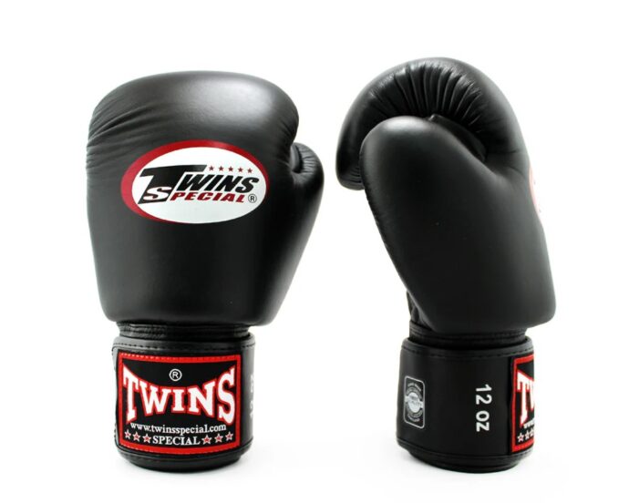 ⁦Twins Special Boxing Gloves Black⁩ - الصورة ⁦2⁩