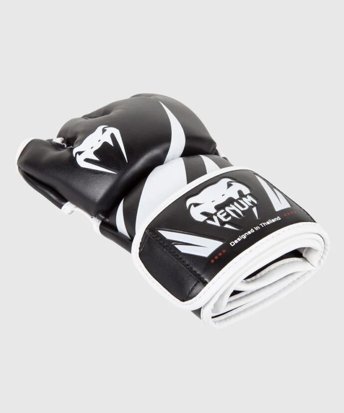 ⁦Venum Challenger MMA Gloves, Black/White⁩ - الصورة ⁦3⁩
